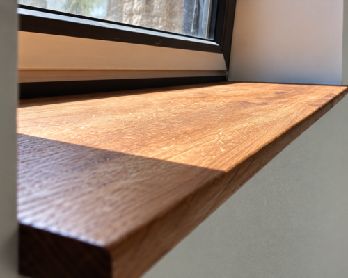 Lumière sur appui de fenêtre en bois Lumière sur appui de fenêtre en bois
